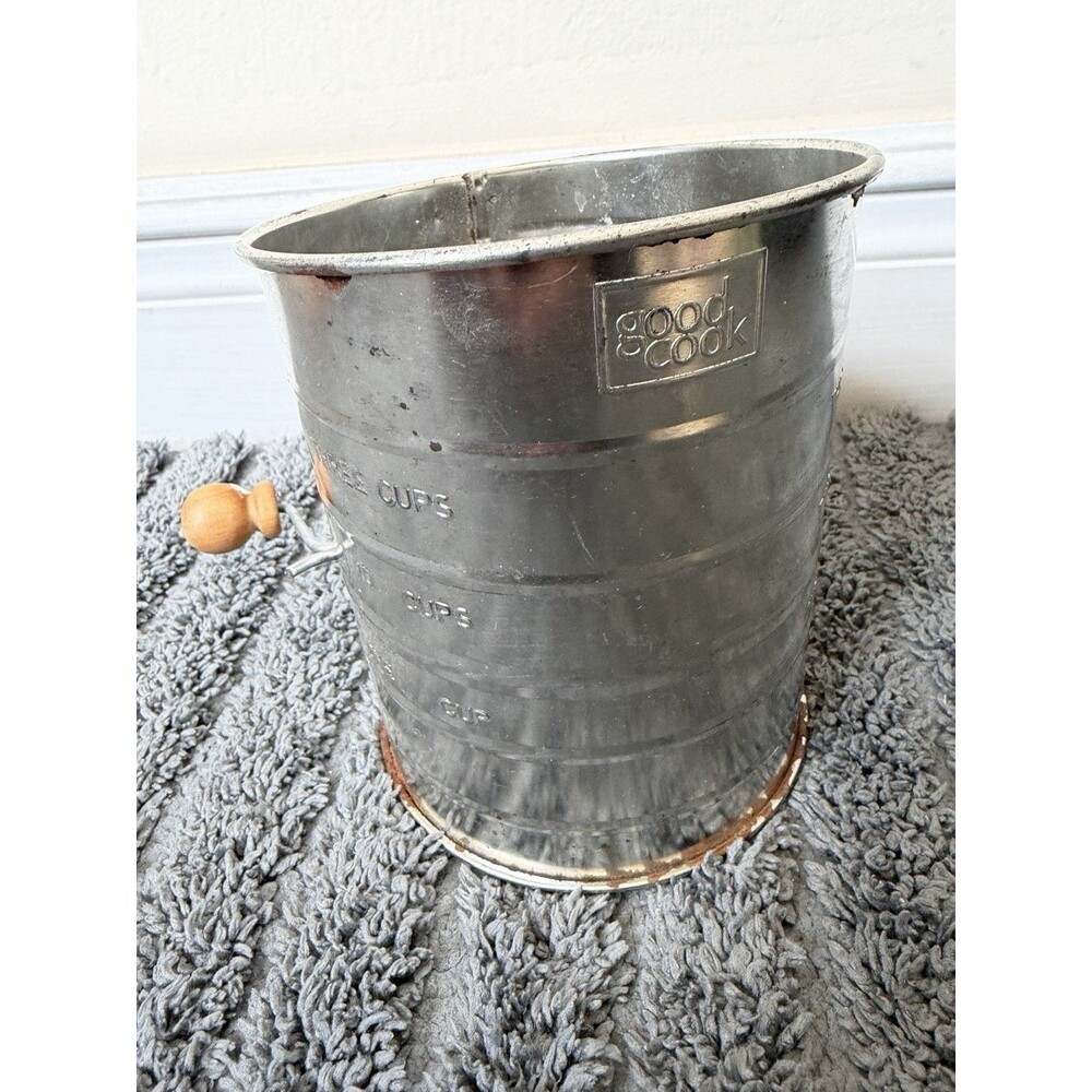 good cook vintage flour sifter rusty crusty Cottage Core